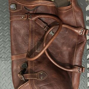 Duluth Trading Lifetime Leather Duffle Bag
